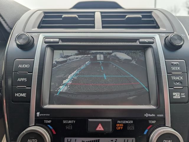 Used 2014 Toyota Camry XLE w/ Leather Package image 13