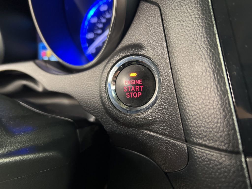 Used 2017 Subaru Outback 2.5i Limited image 17