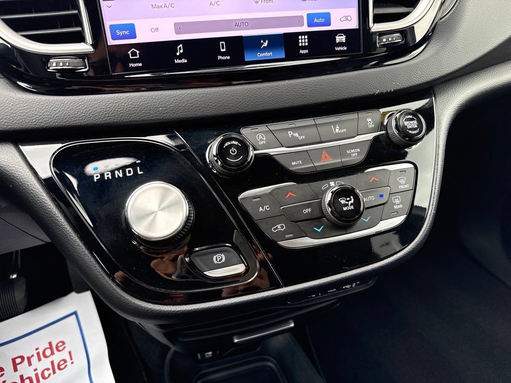 Used 2025 Chrysler Pacifica Select FWD image 20
