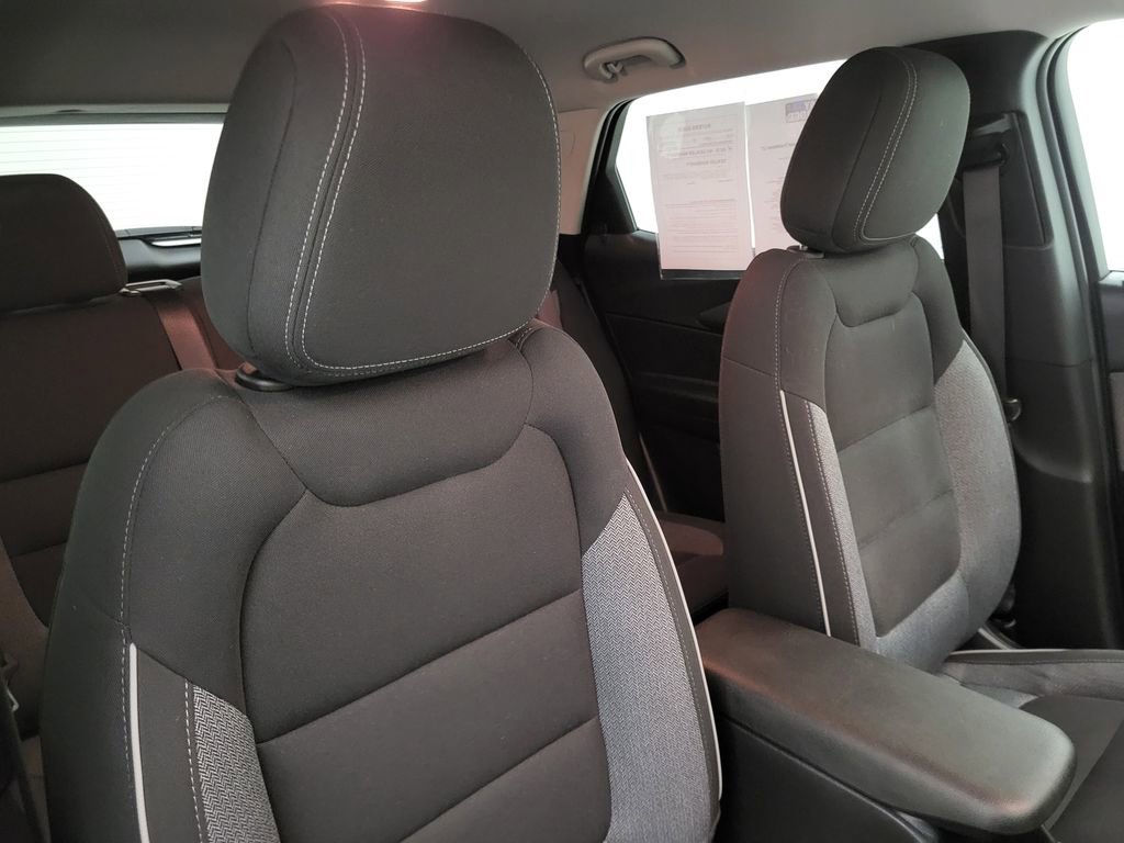 Certified 2023 Chevrolet TrailBlazer LT w/ Convenience Package image 35