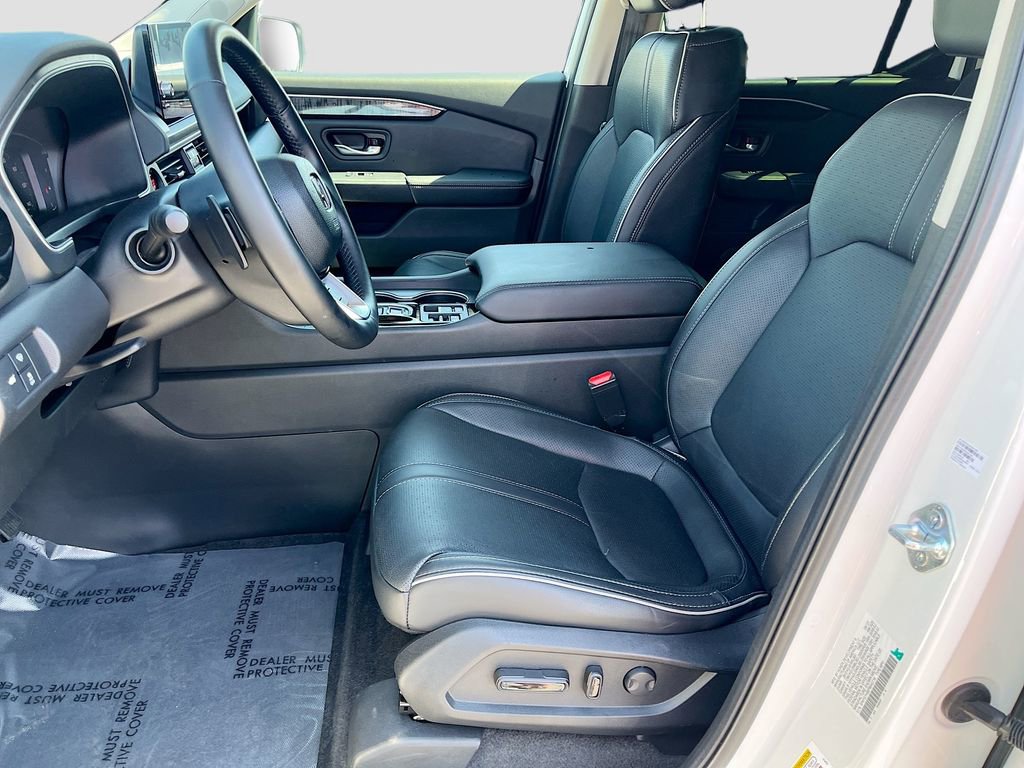 Used 2023 Honda Pilot Elite image 22