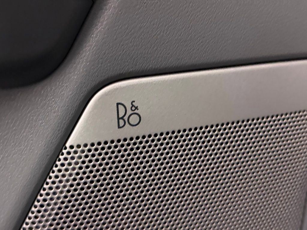 Used 2025 Ford F150 Lariat w/ Equipment Group 501A Mid image 17