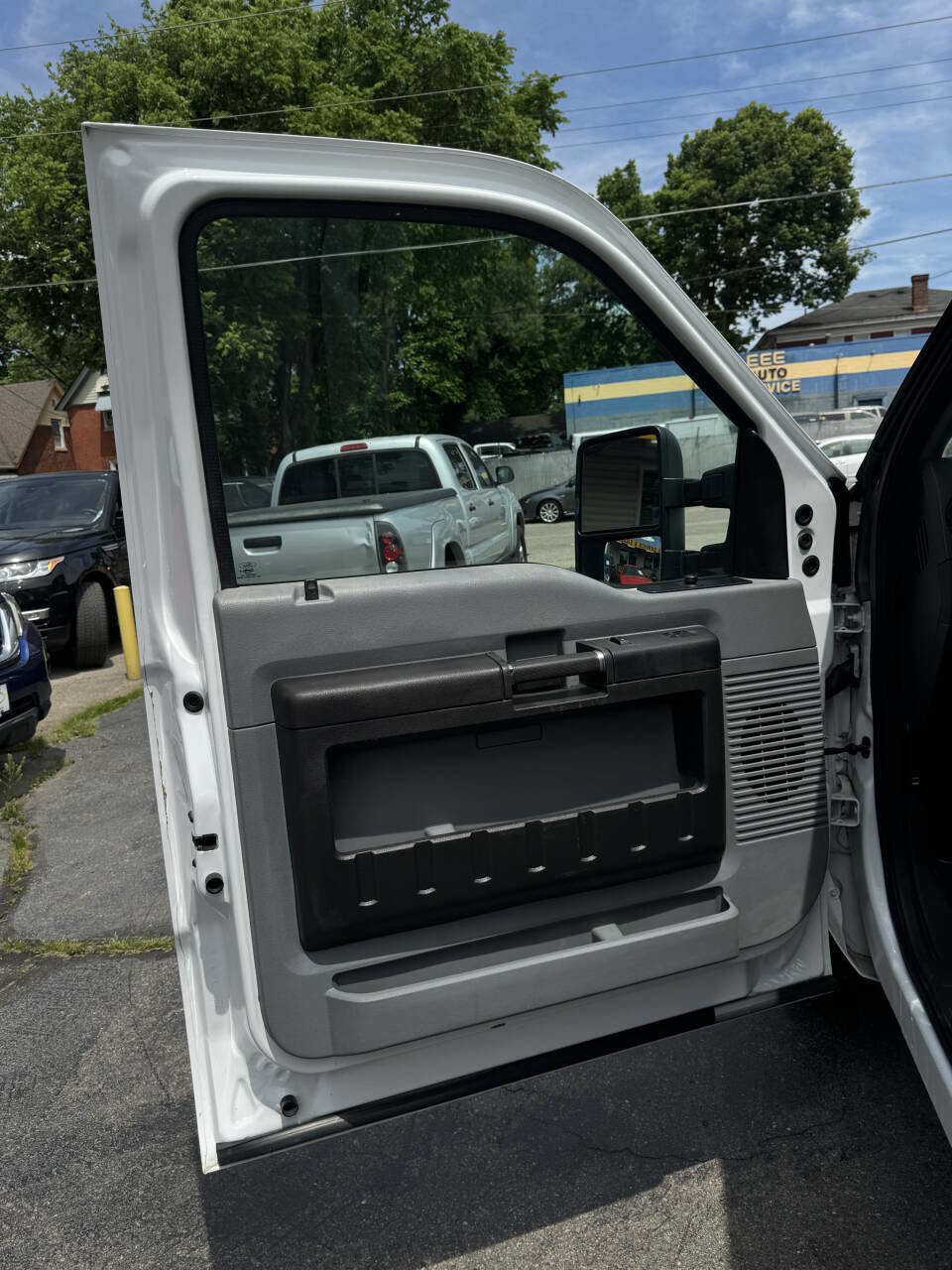 Used 2015 Ford F250 XL w/ XL Appearance Package image 14