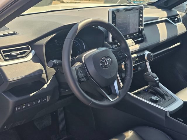 Used 2022 Toyota RAV4 XSE AWD/4WD image 7