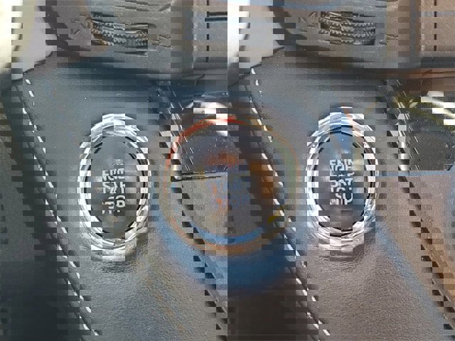 Used 2018 Toyota RAV4 XLE image 25