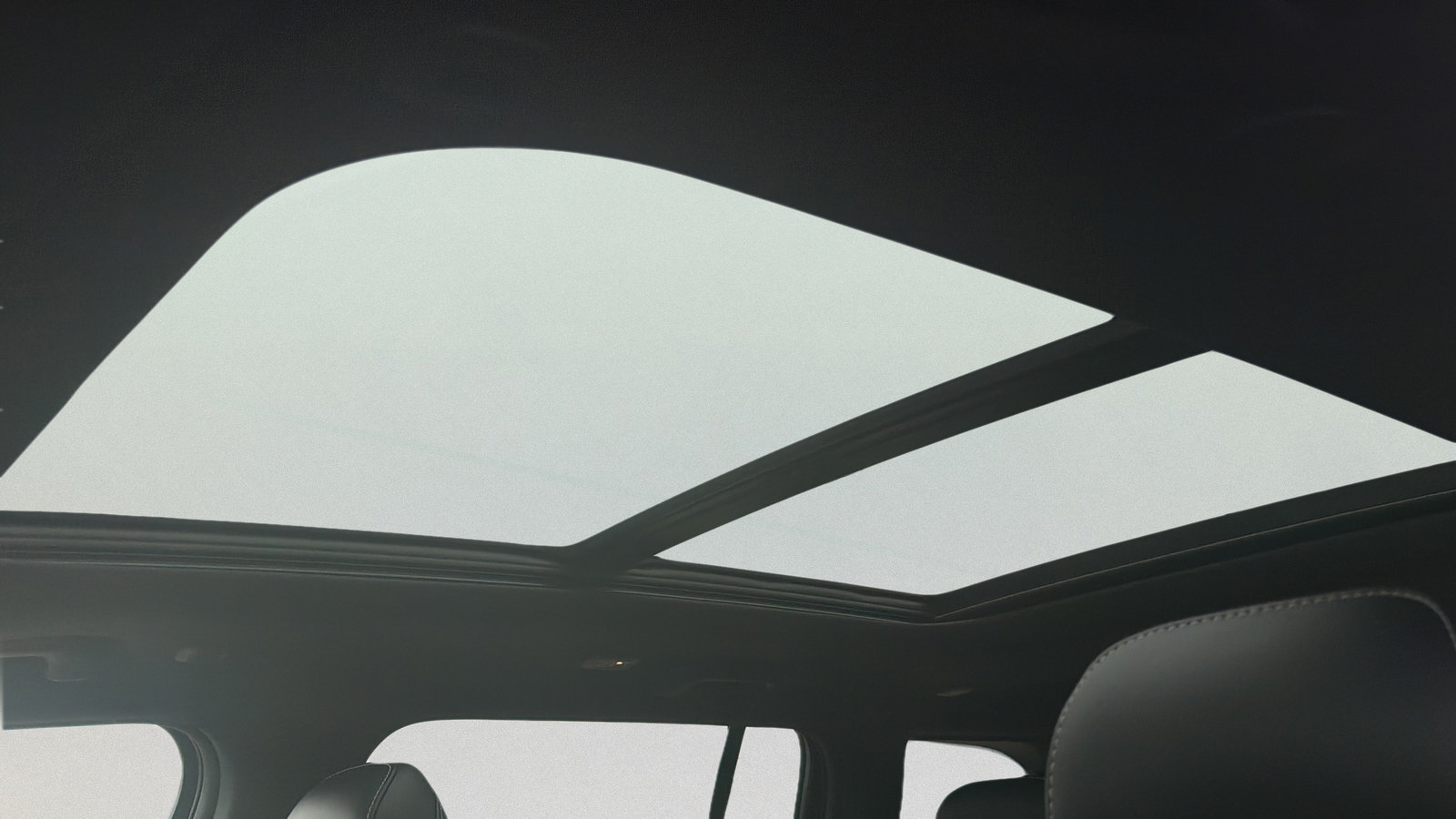 New 2026 Jeep Grand Cherokee Limited AWD/4WD image 12
