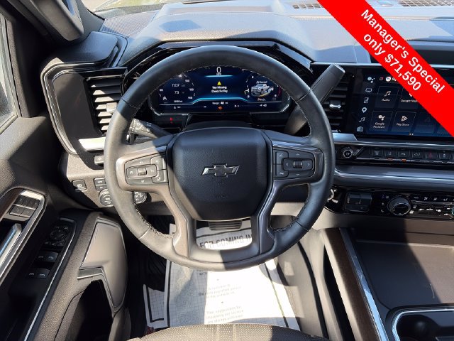 Used 2025 Chevrolet Silverado 3500 High Country w/ High Country Premium Package AWD/4WD image 12