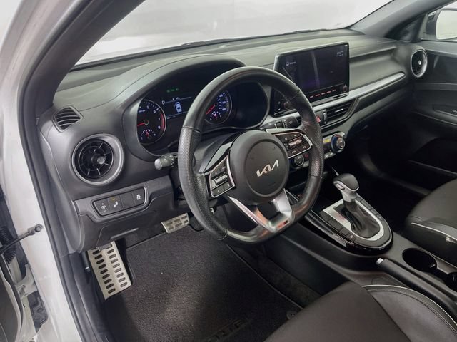 Used 2022 Kia Forte GT-Line FWD image 10
