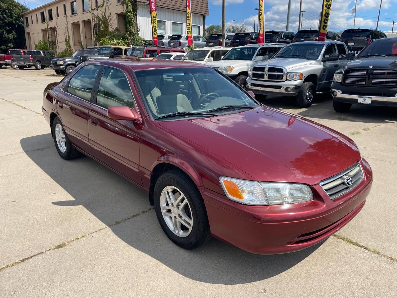 Used 2001 Toyota Camry LE image 3