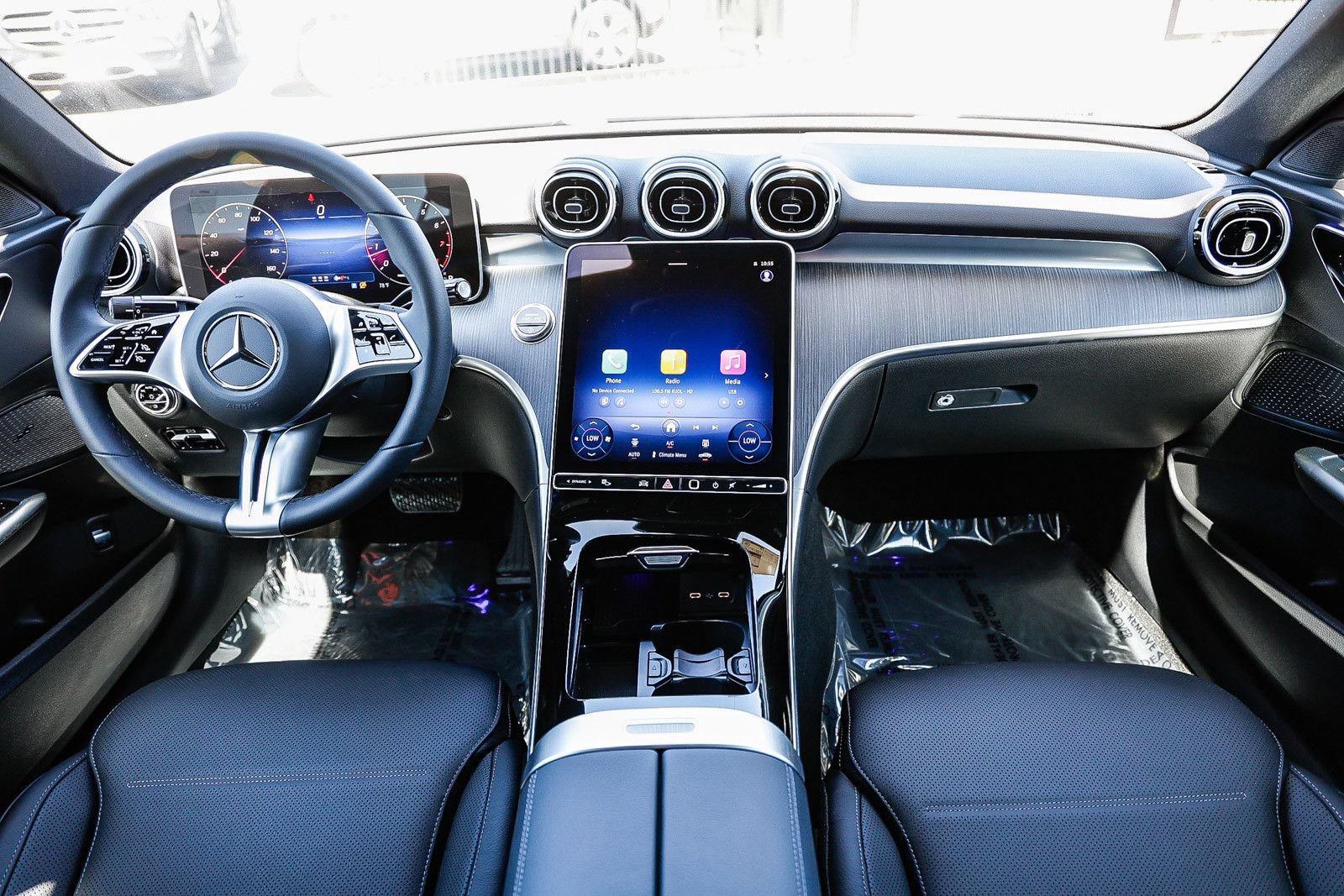 New 2025 Mercedes-Benz C 300 Sedan image 10