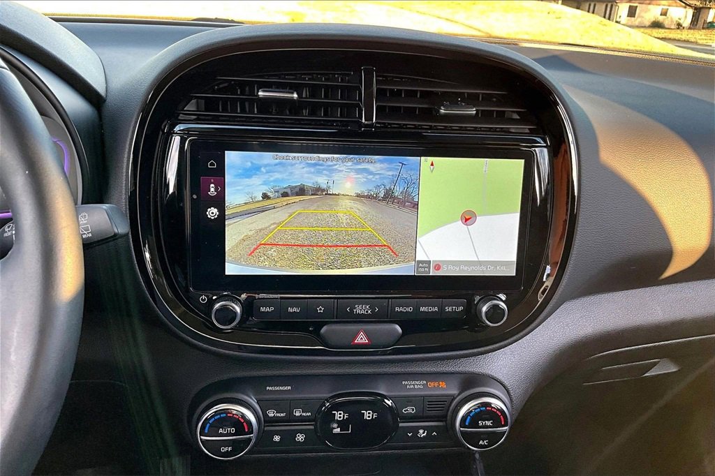 Certified 2025 Kia Soul EX image 23