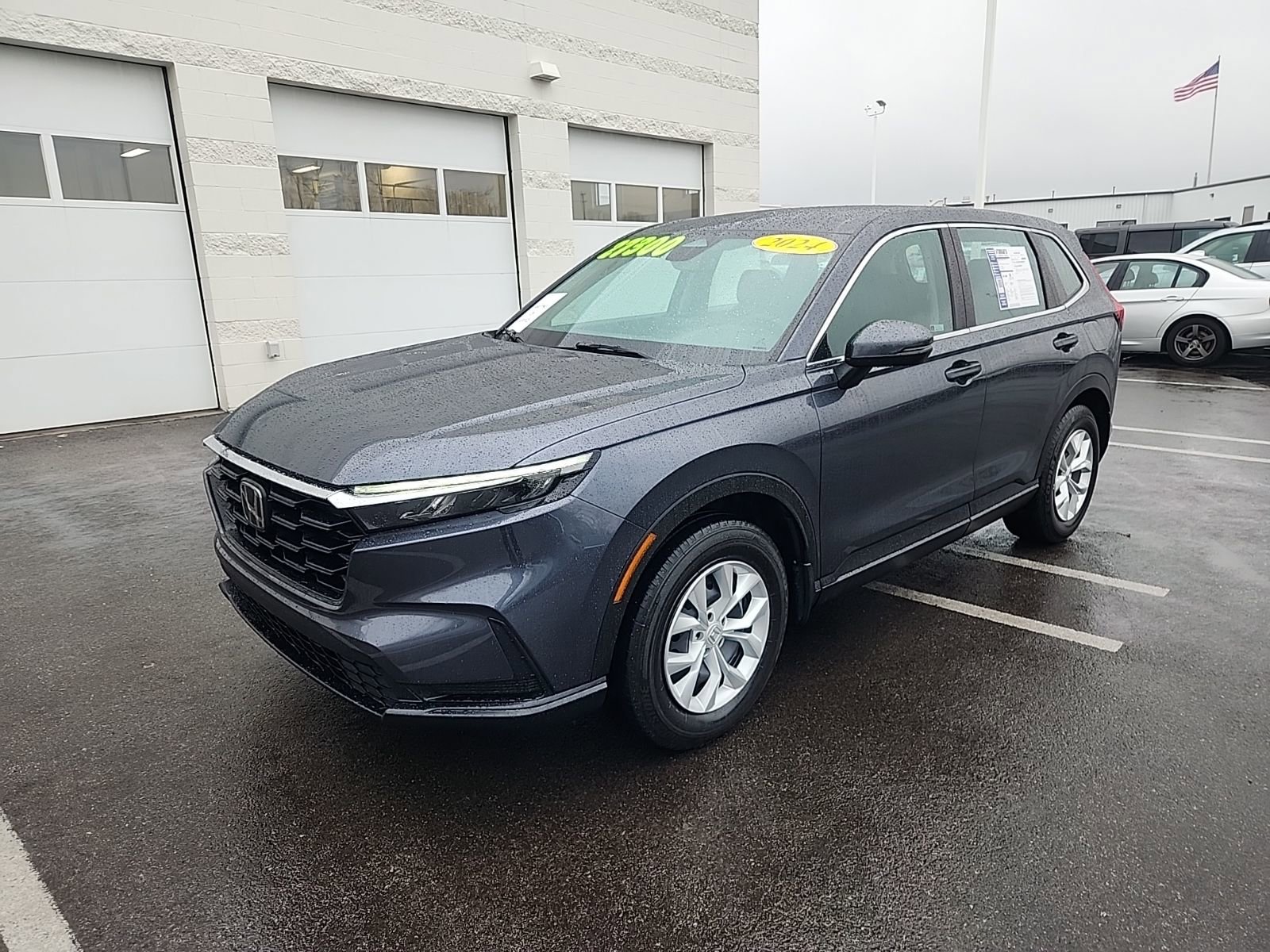 Used 2024 Honda CR-V LX image 2