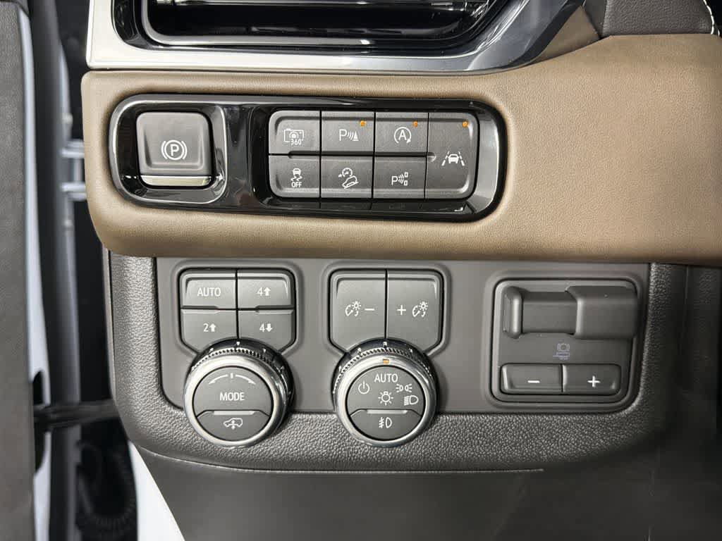 New 2026 GMC Yukon Denali Ultimate AWD/4WD image 41