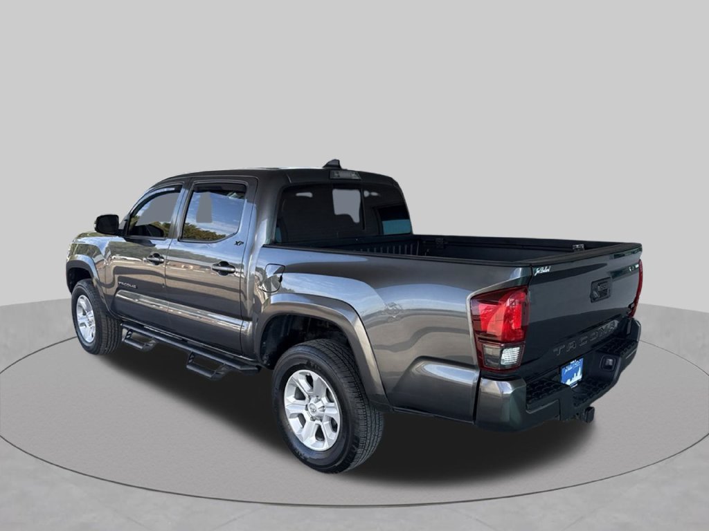Used 2022 Toyota Tacoma SR5 w/ Technology Package RWD image 6