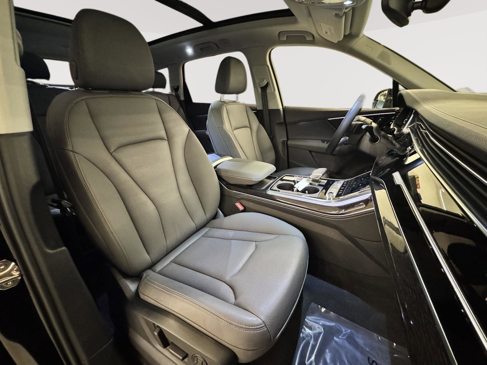 Certified 2025 Audi Q7 3.0T Premium Plus w/ Premium Plus Package image 27