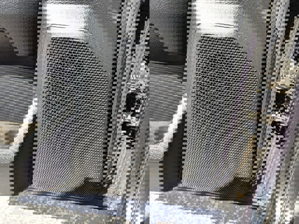 Used 2015 RAM 1500 Sport w/ Convenience Group image 17