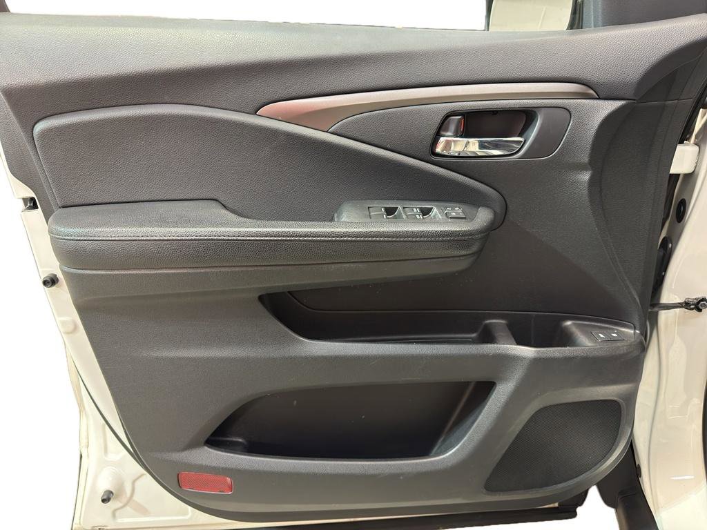 Used 2017 Honda Pilot EX-L image 13