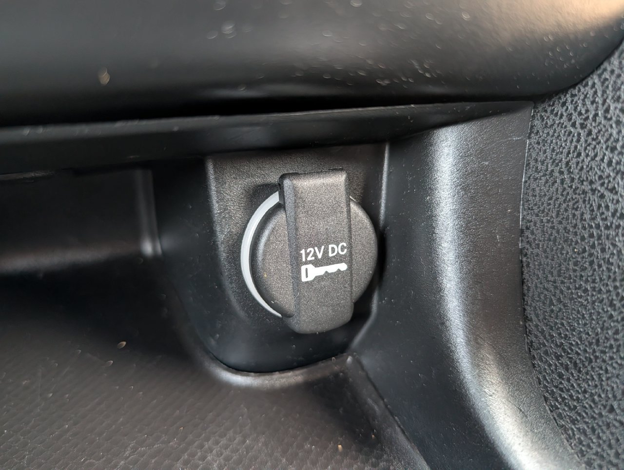 Used 2022 Dodge Charger SXT RWD image 15