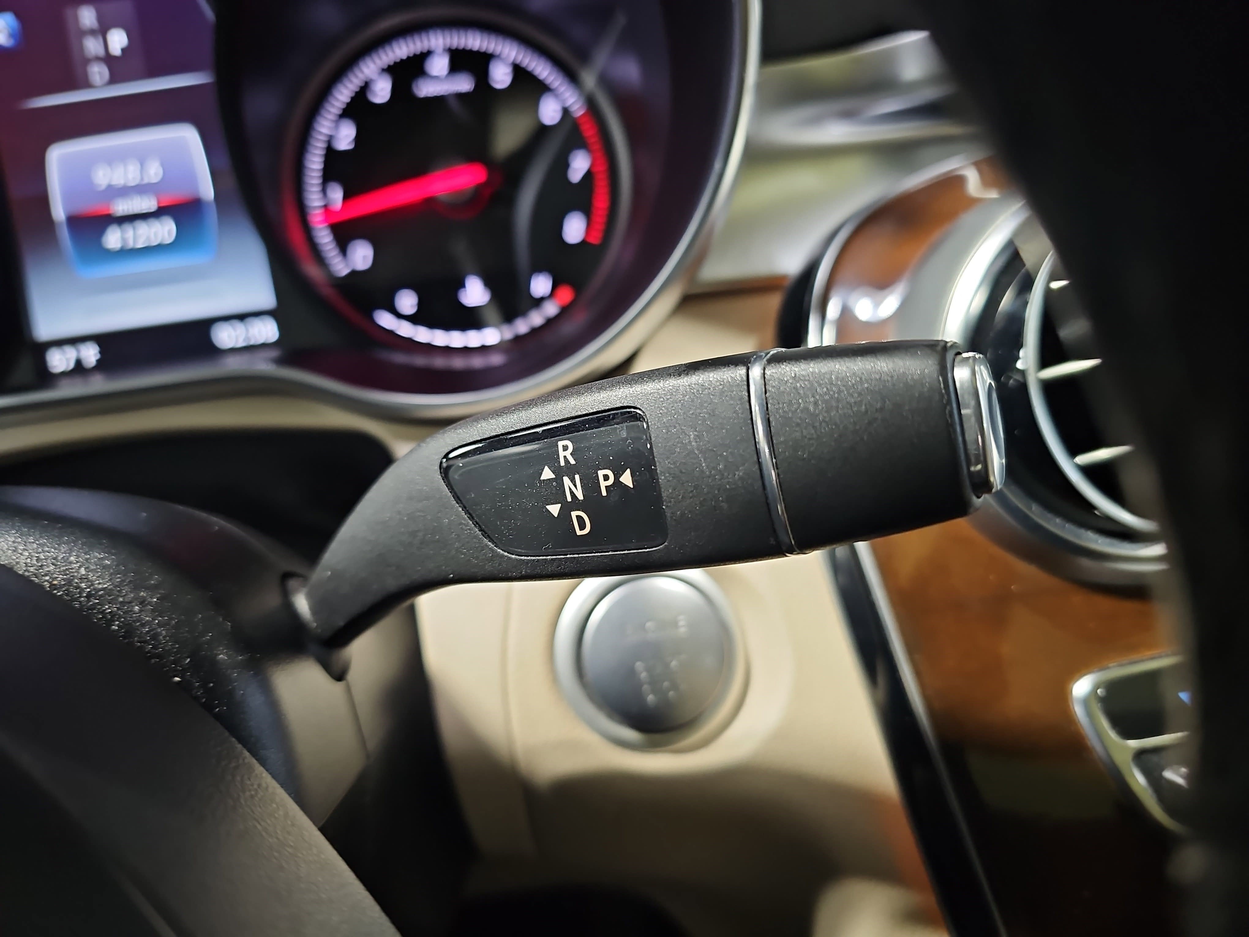 Used 2019 Mercedes-Benz GLC 300 image 25