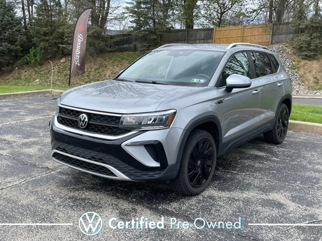 Certified 2023 Volkswagen Taos SE w/ Black Wheel Package