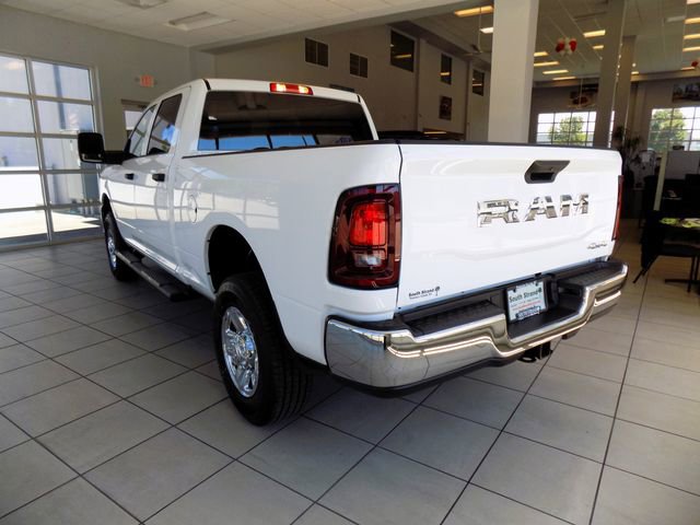 New 2026 RAM 2500 Tradesman AWD/4WD image 5