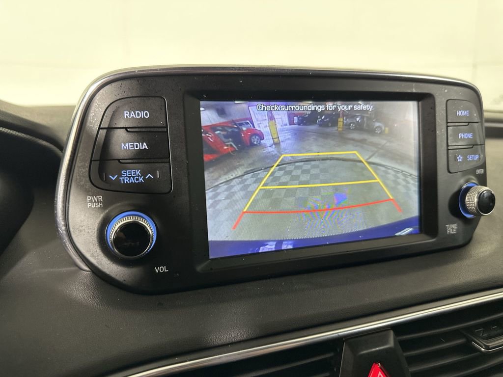 Used 2019 Hyundai Santa Fe SE image 16