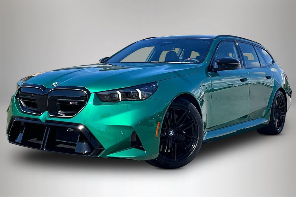 New 2026 BMW M5 Touring image 2