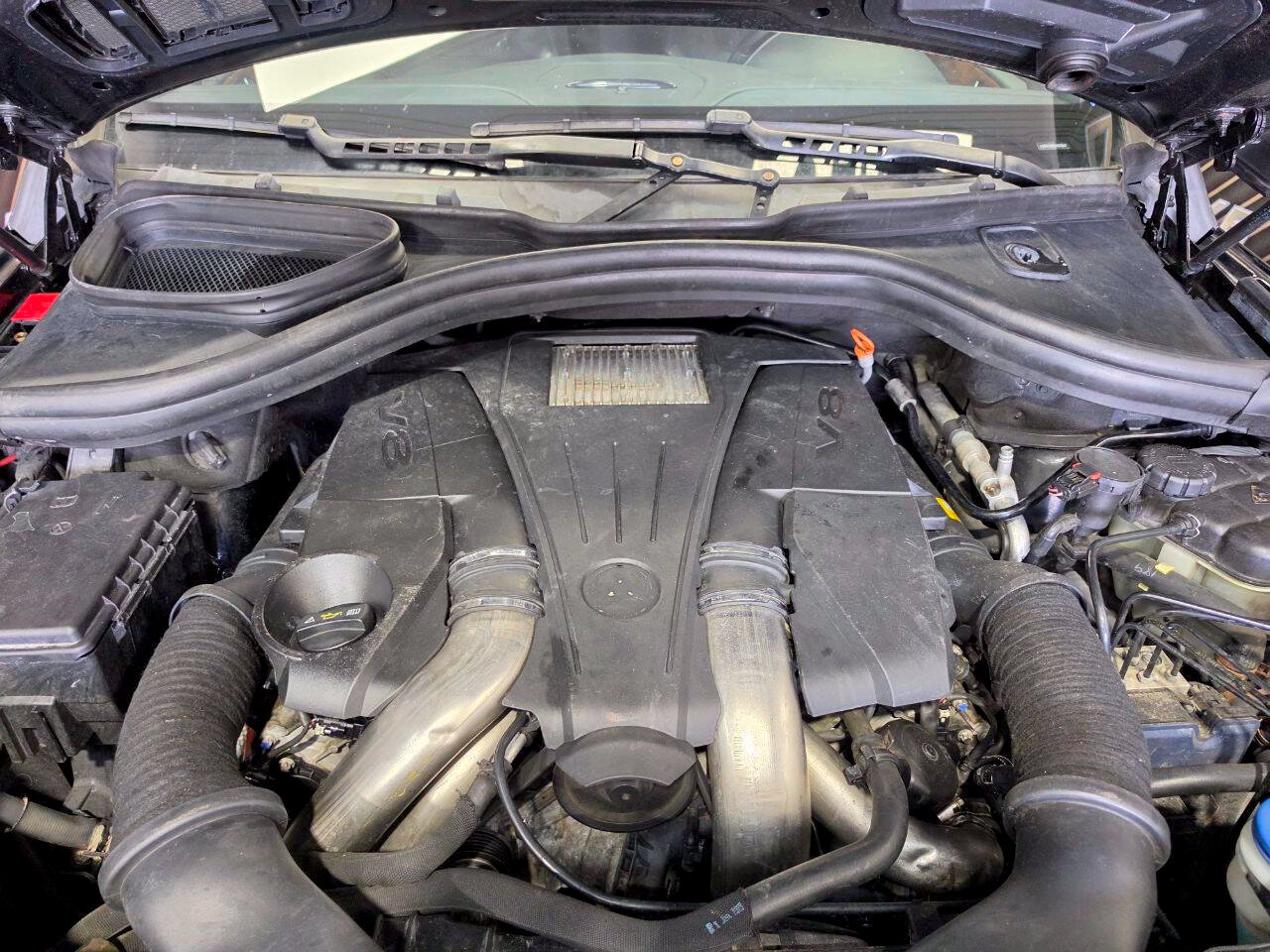Used 2013 Mercedes-Benz ML 550 4MATIC image 31
