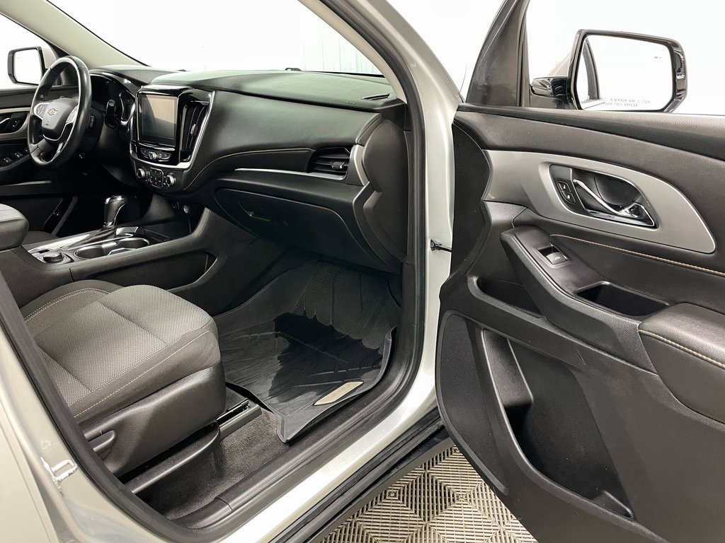 Used 2019 Chevrolet Traverse LT image 35