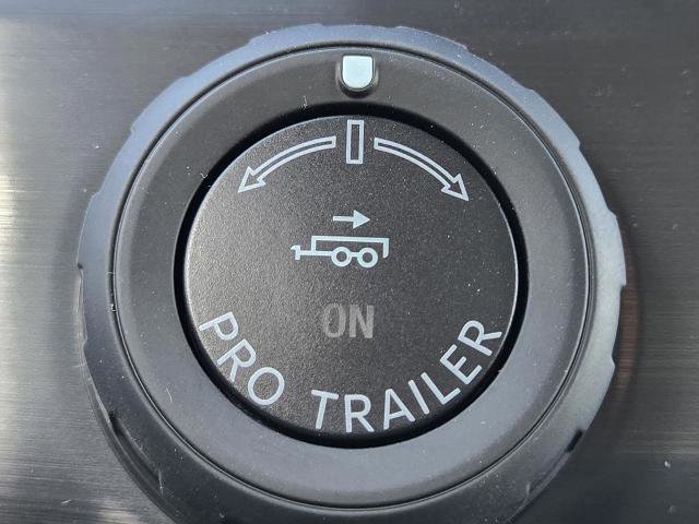 New 2025 Ford F150 Lightning Flash AWD/4WD image 10