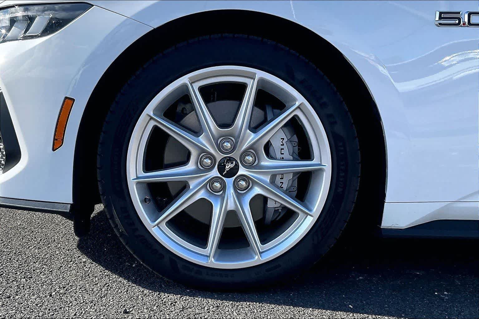 Used 2024 Ford Mustang GT Premium RWD image 8