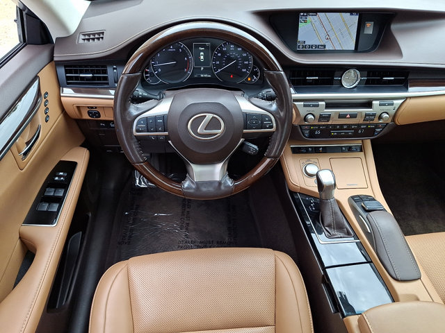 Used 2016 Lexus ES 350 w/ Navigation System Package FWD image 11
