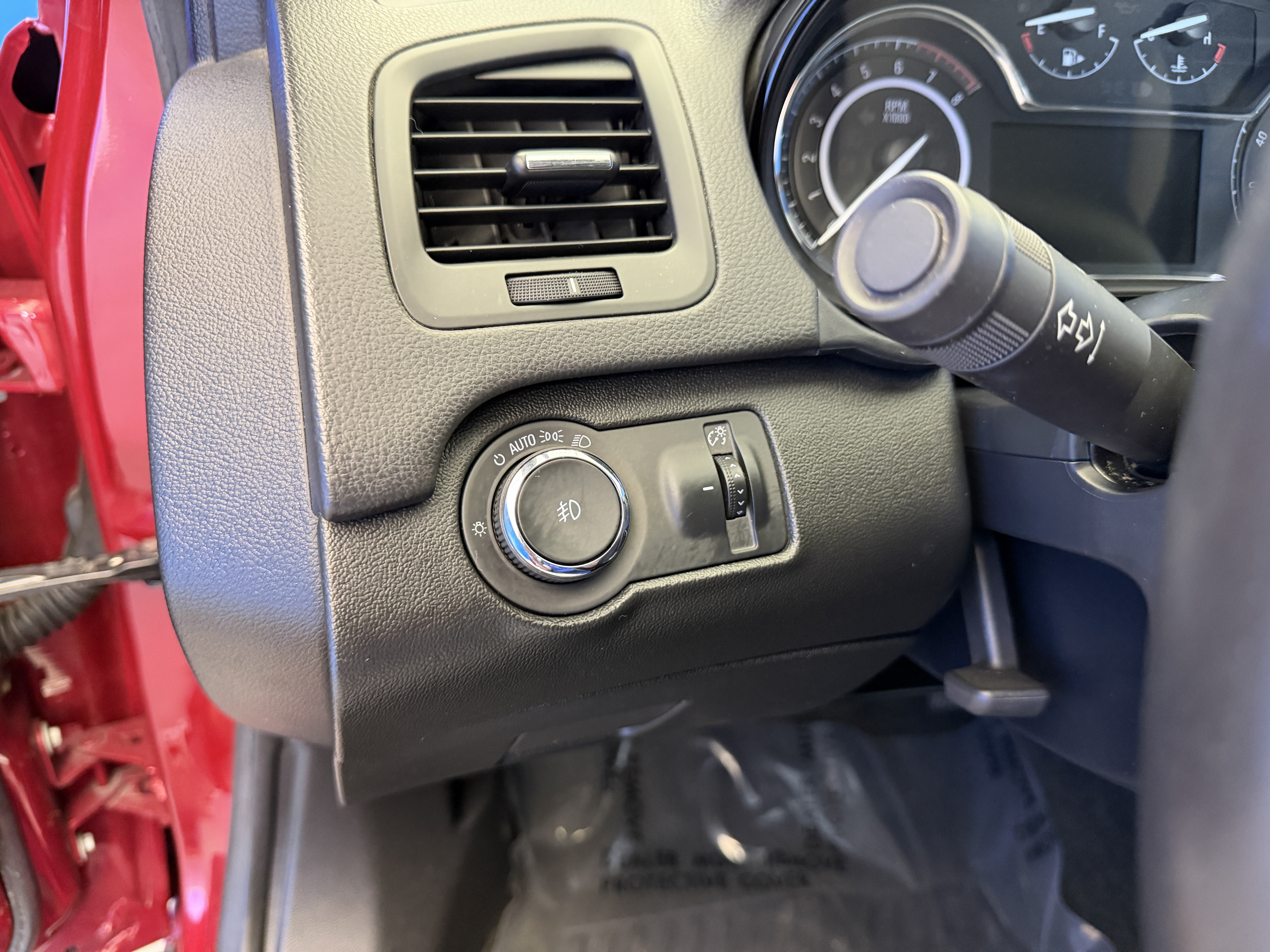 Used 2014 Buick Regal FWD image 14