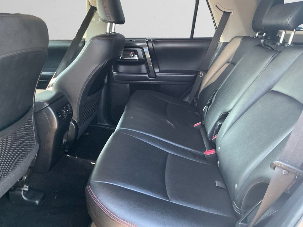 Used 2021 Toyota 4Runner Venture w/ Moonroof Package AWD/4WD image 13