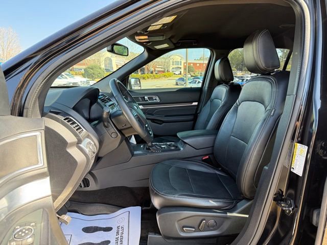Used 2018 Ford Explorer Limited image 13