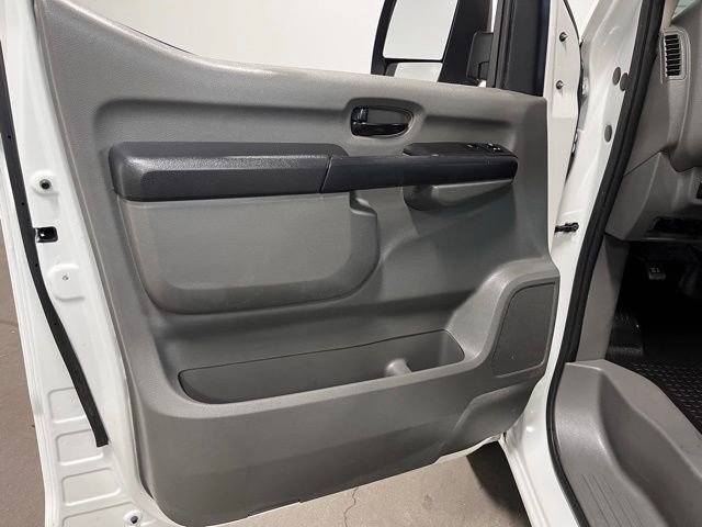 Used 2020 Nissan NV 2500 S RWD image 18