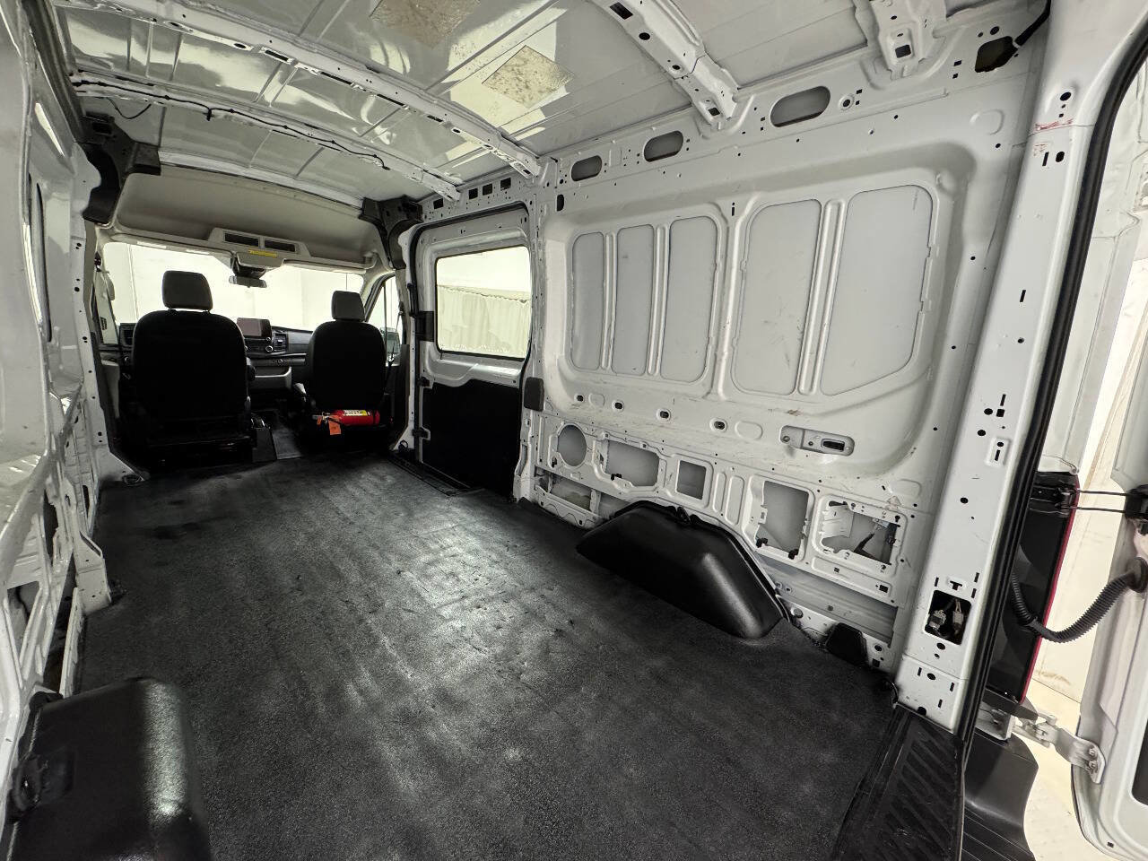 Used 2020 Ford Transit 250 250 3dr SWB Medium Roof Cargo image 31