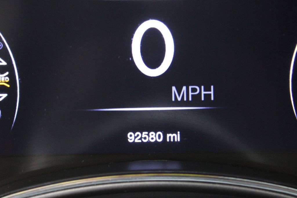 Used 2022 Jeep Grand Cherokee Laredo X image 33