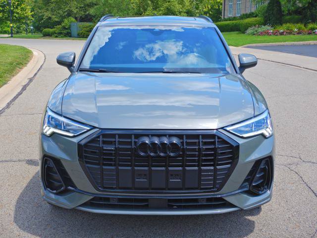 Used 2023 Audi Q3 2.0T Premium w/ Black Optic Sport Package AWD/4WD image 7