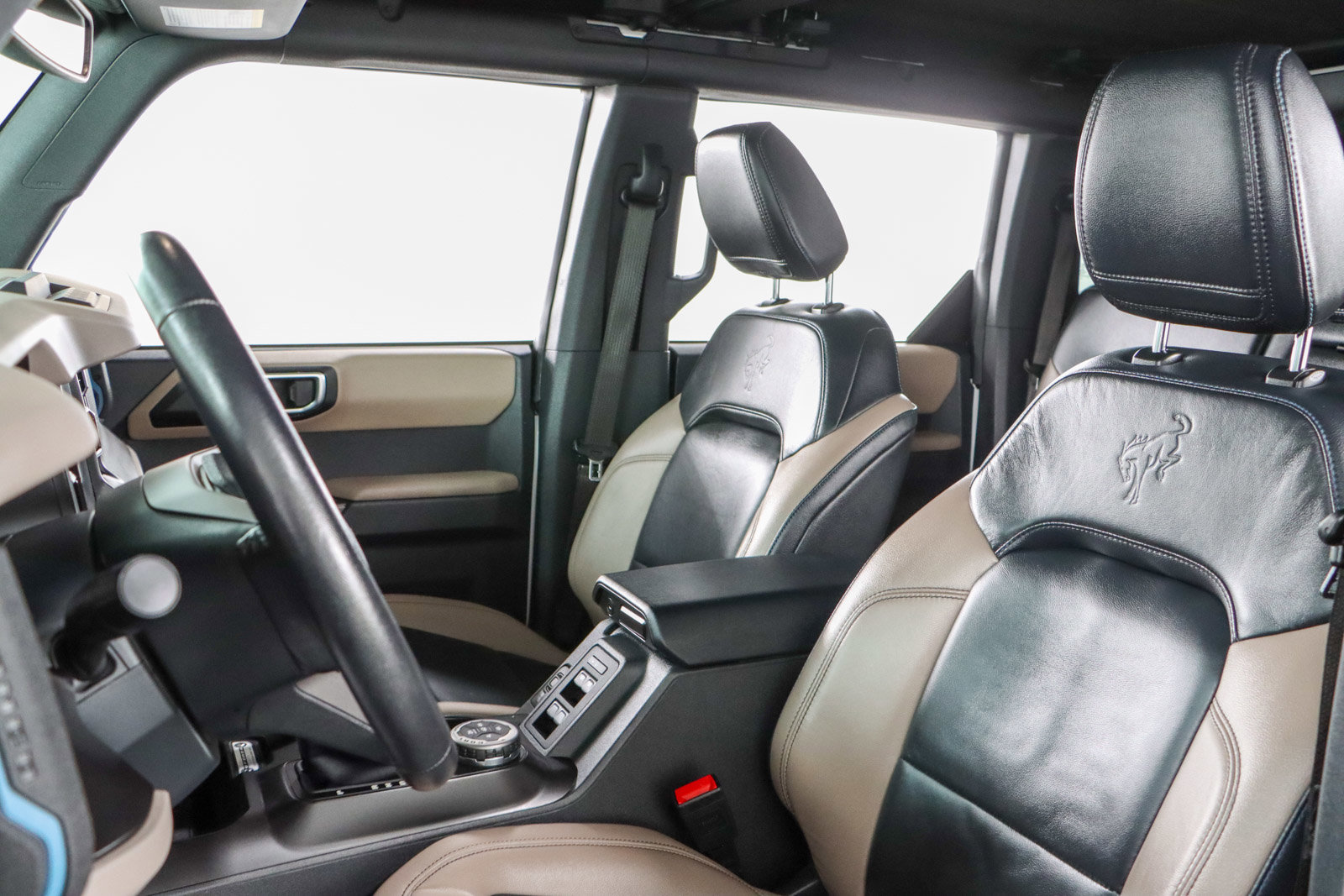 Used 2022 Ford Bronco Wildtrak image 23