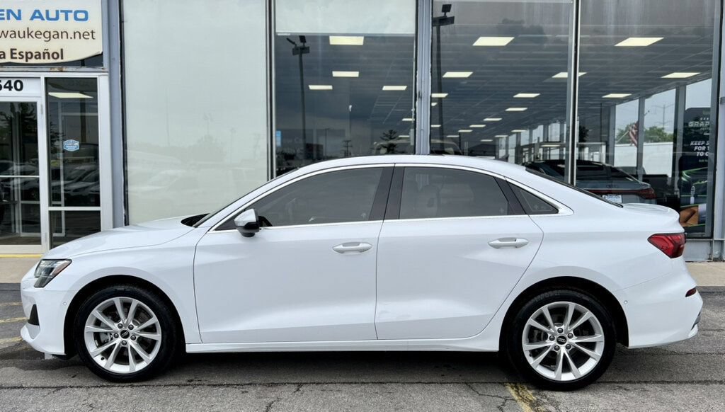 Used 2025 Audi A3 2.0T Premium w/ Convenience Package AWD/4WD image 2