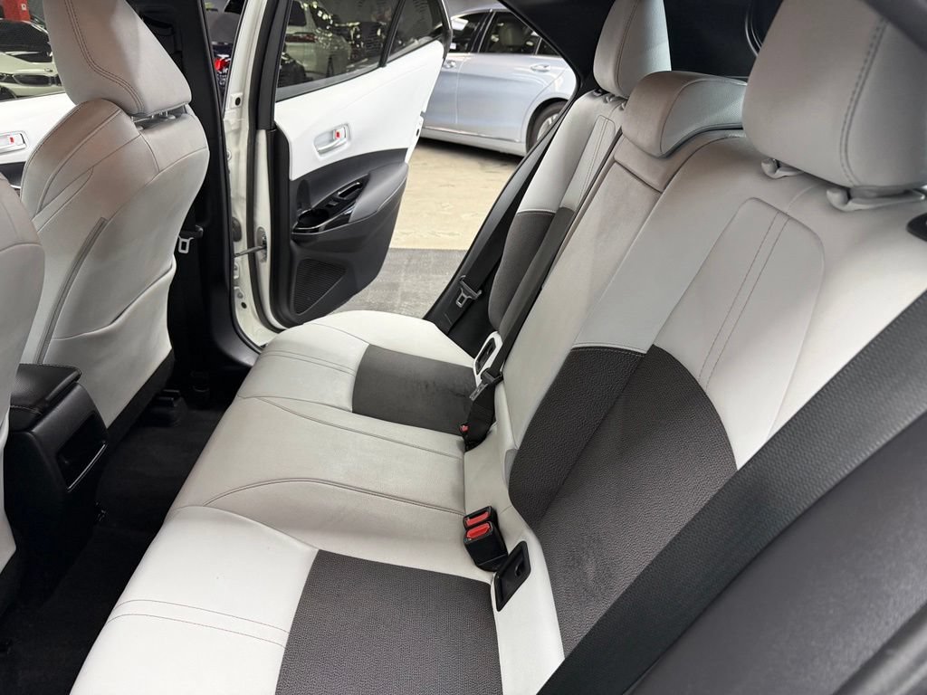 Used 2019 Toyota Corolla XSE FWD image 37