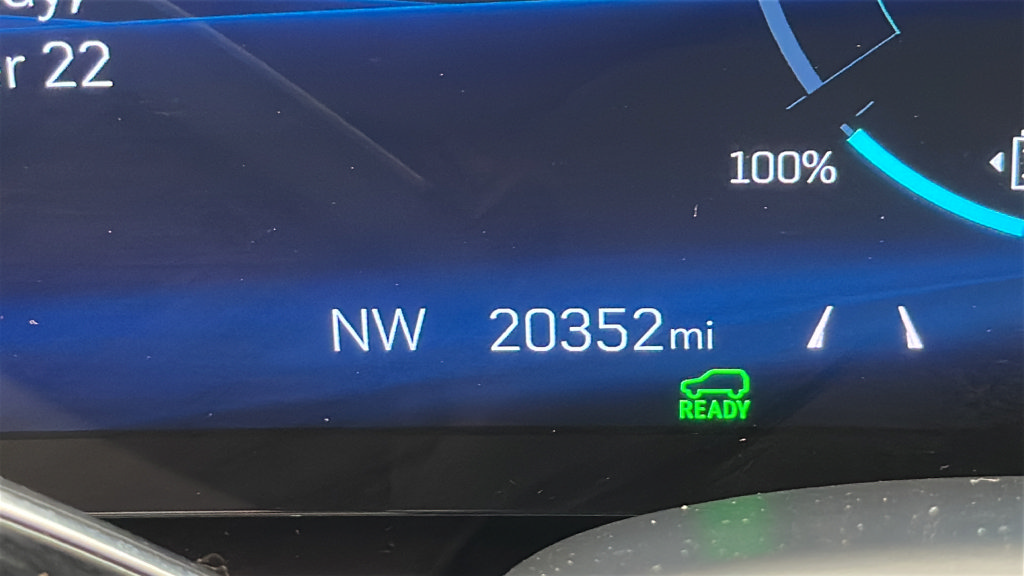 Used 2024 Cadillac Lyriq Tech AWD/4WD image 16