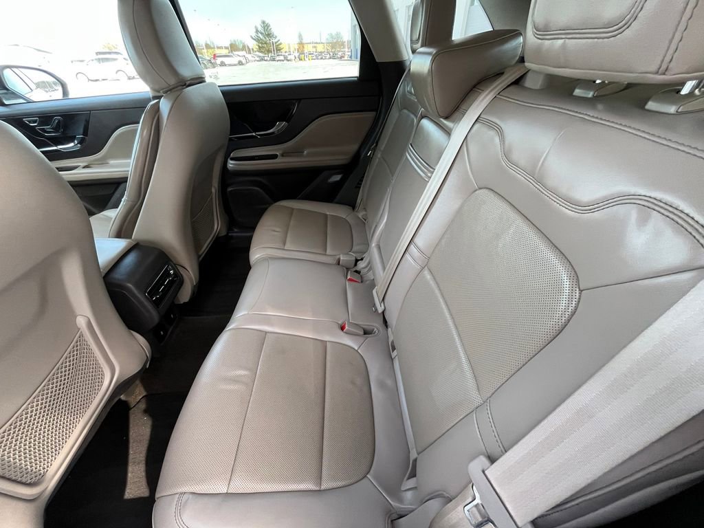 Certified 2023 Lincoln Corsair Reserve w/ Equipment Group 201A image 21