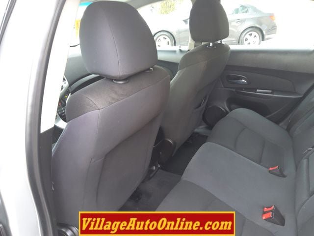 Used 2016 Chevrolet Cruze LT image 23