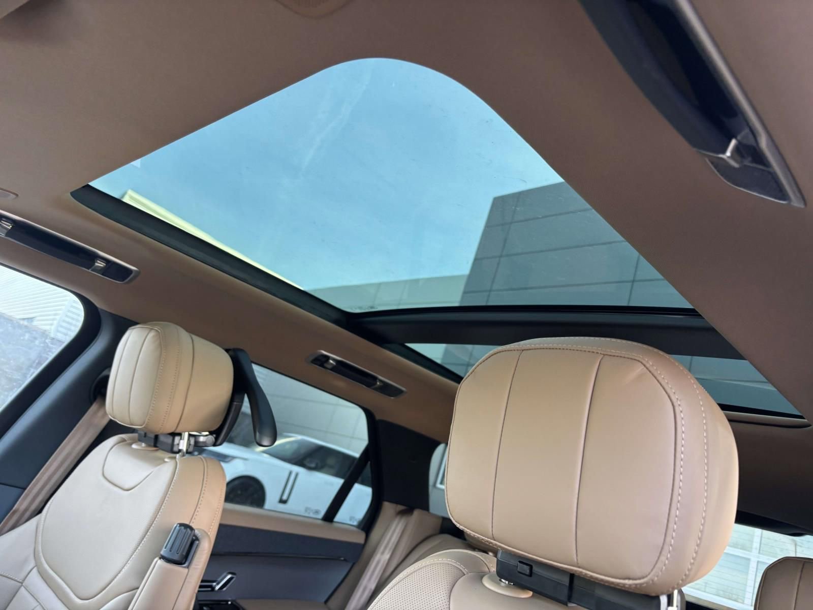 New 2026 Land Rover Range Rover Sport SE image 20