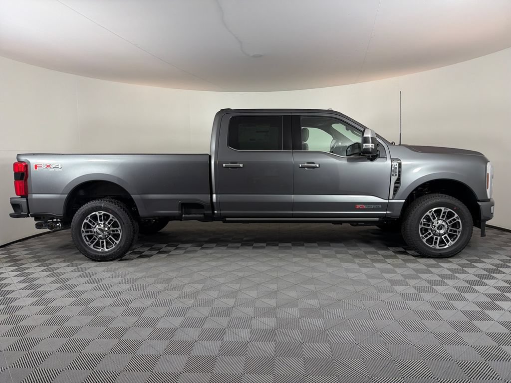 New 2026 Ford F350 Platinum w/ Platinum Plus Package AWD/4WD image 2