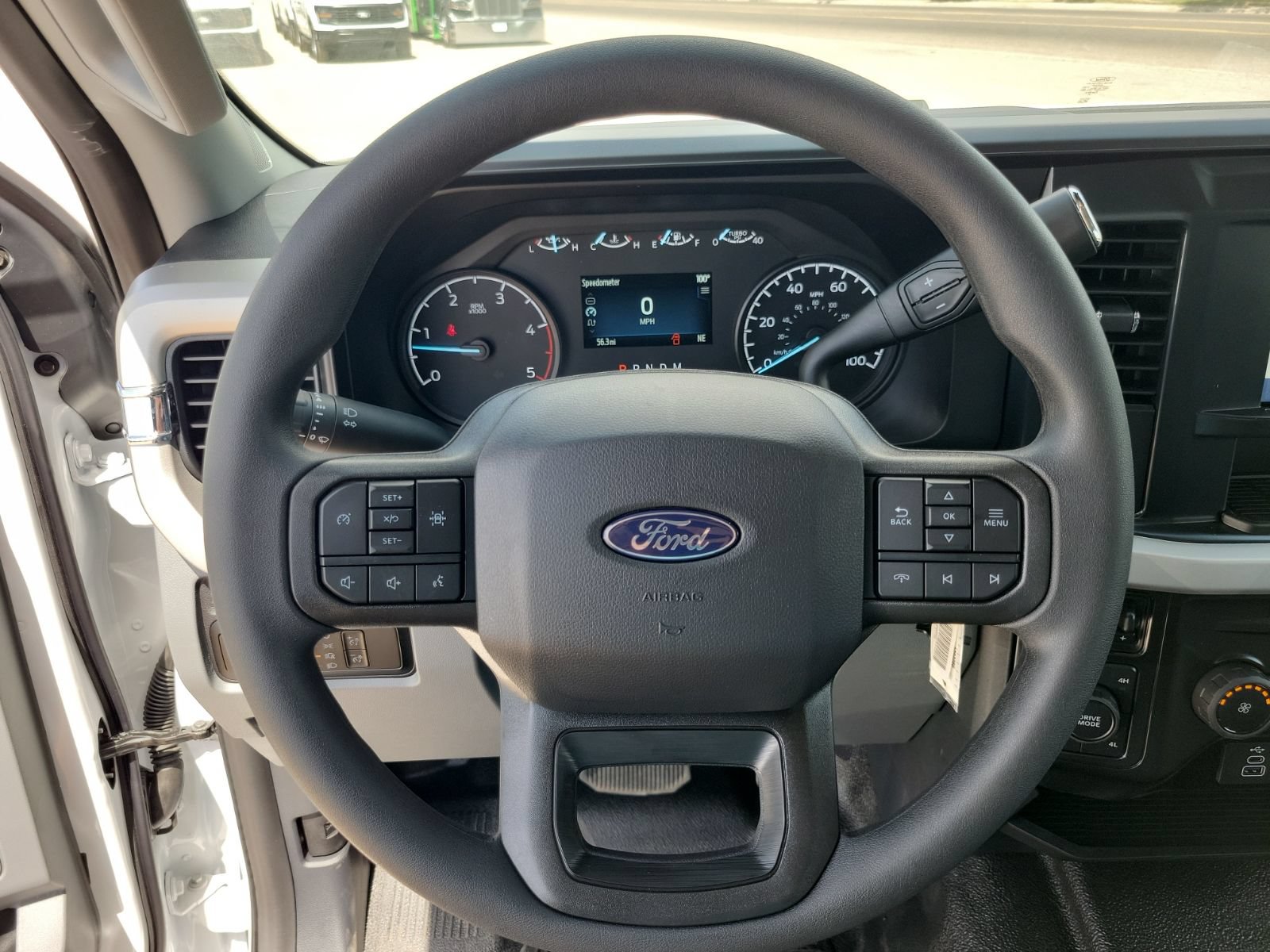 New 2027 Ford F550 4x4 Crew Cab image 14