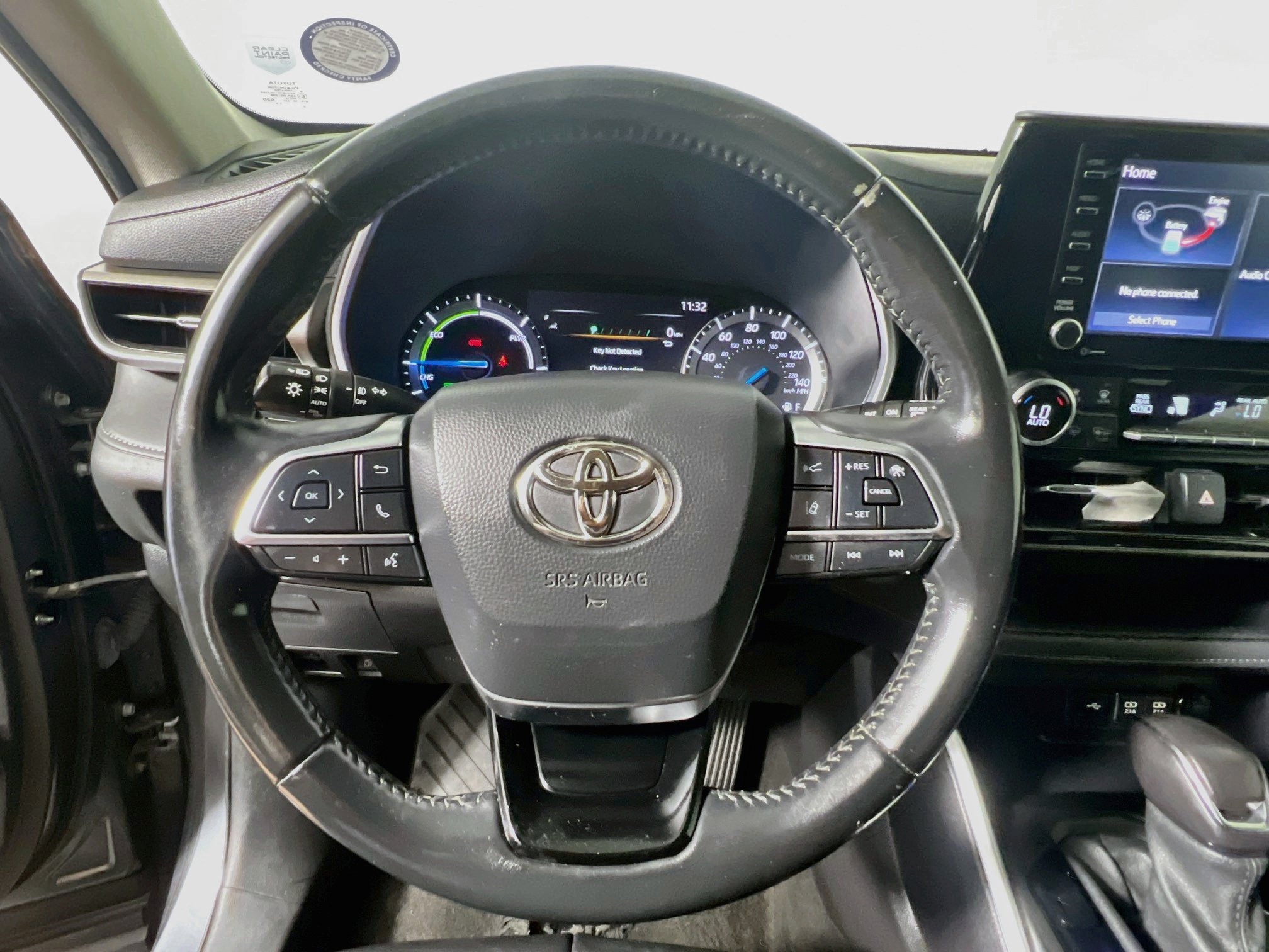 Used 2020 Toyota Highlander XLE FWD image 17
