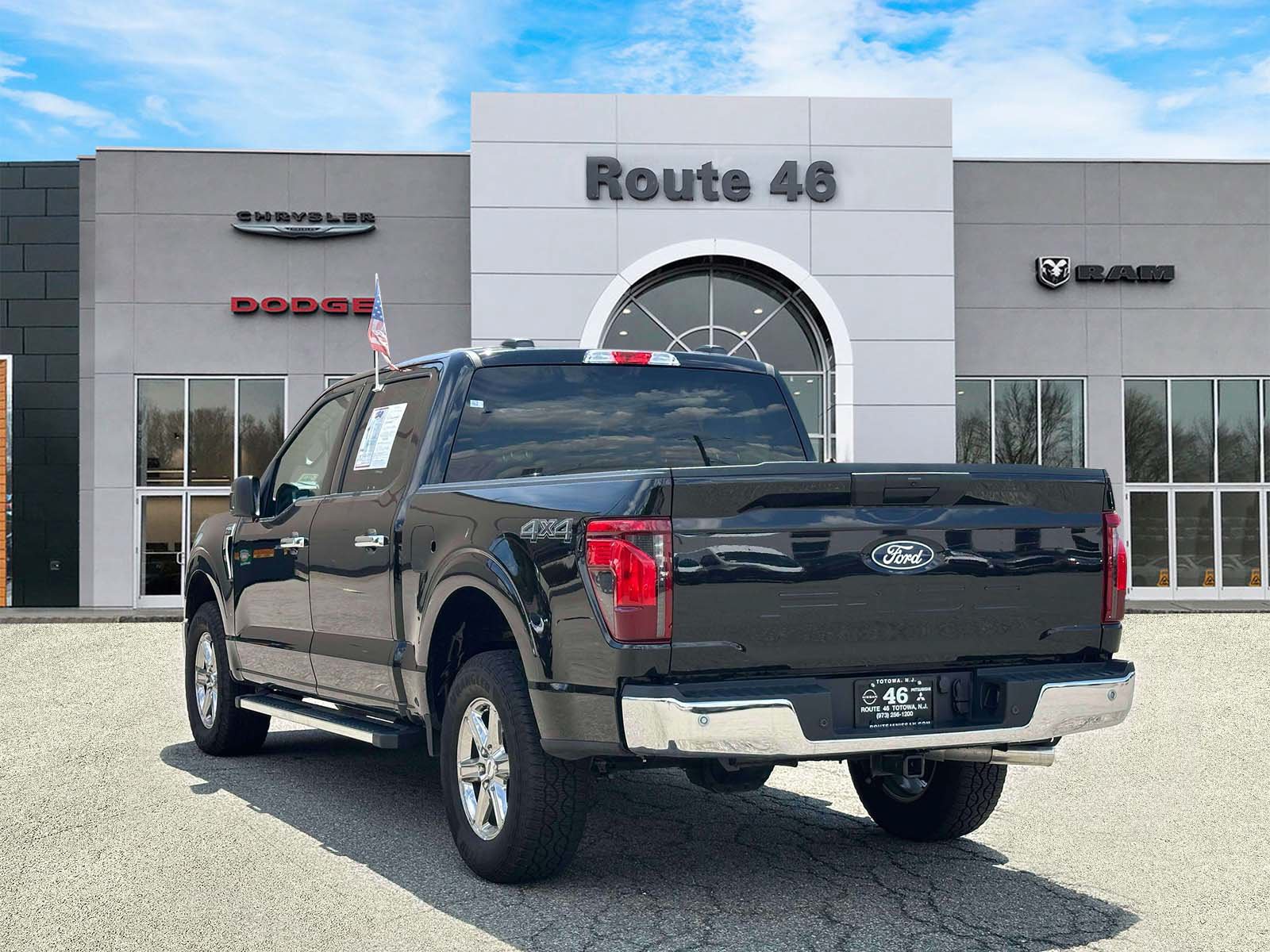 Used 2025 Ford F150 XLT w/ Equipment Group 301A Standard AWD/4WD image 4